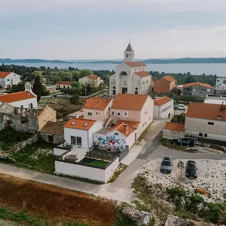 Romana Vila